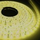 Le ruban LED Jaune 60 LED/m est adhésif, flexible et non-waterproof.